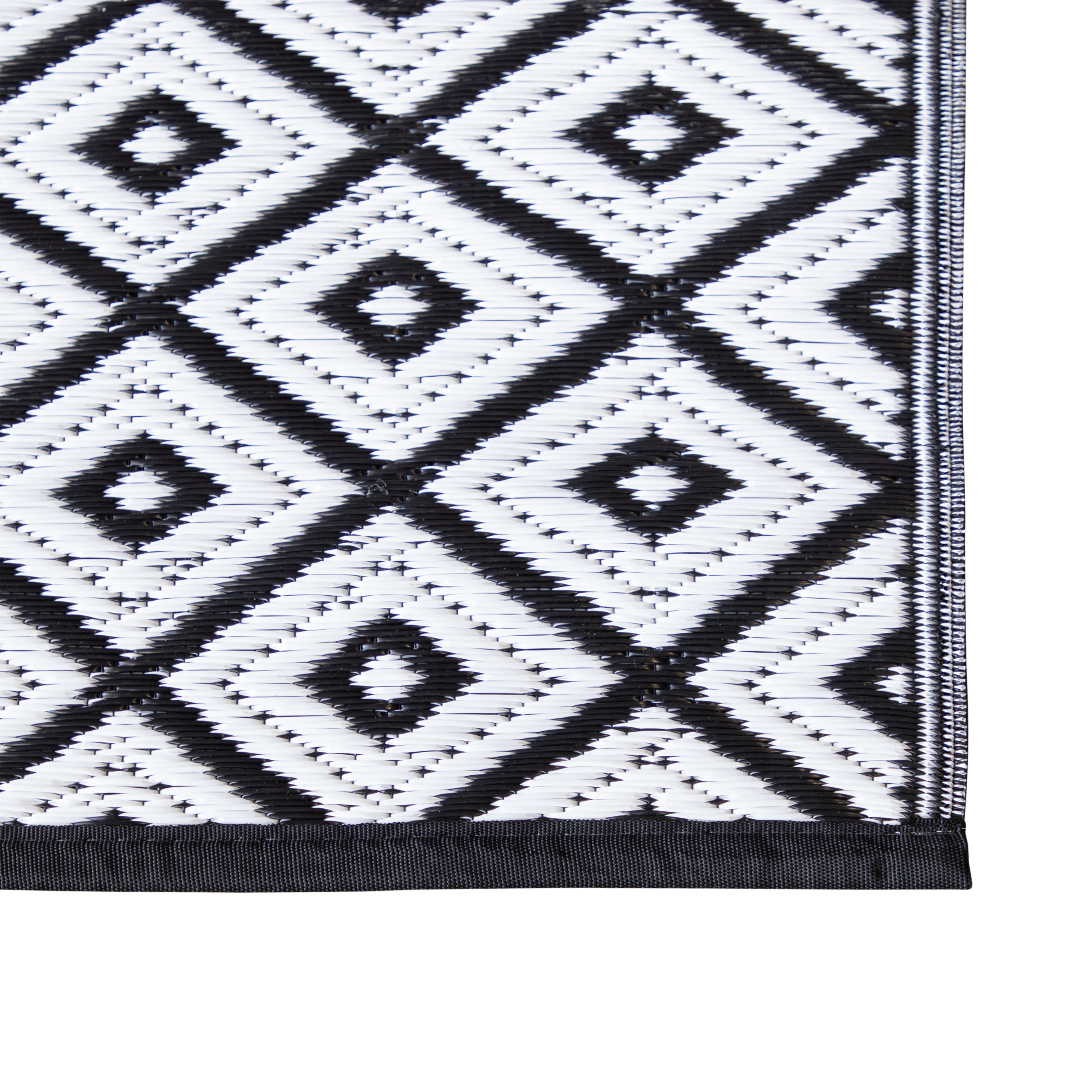 Diamond Black Rug in PP - 180 x 270 cm