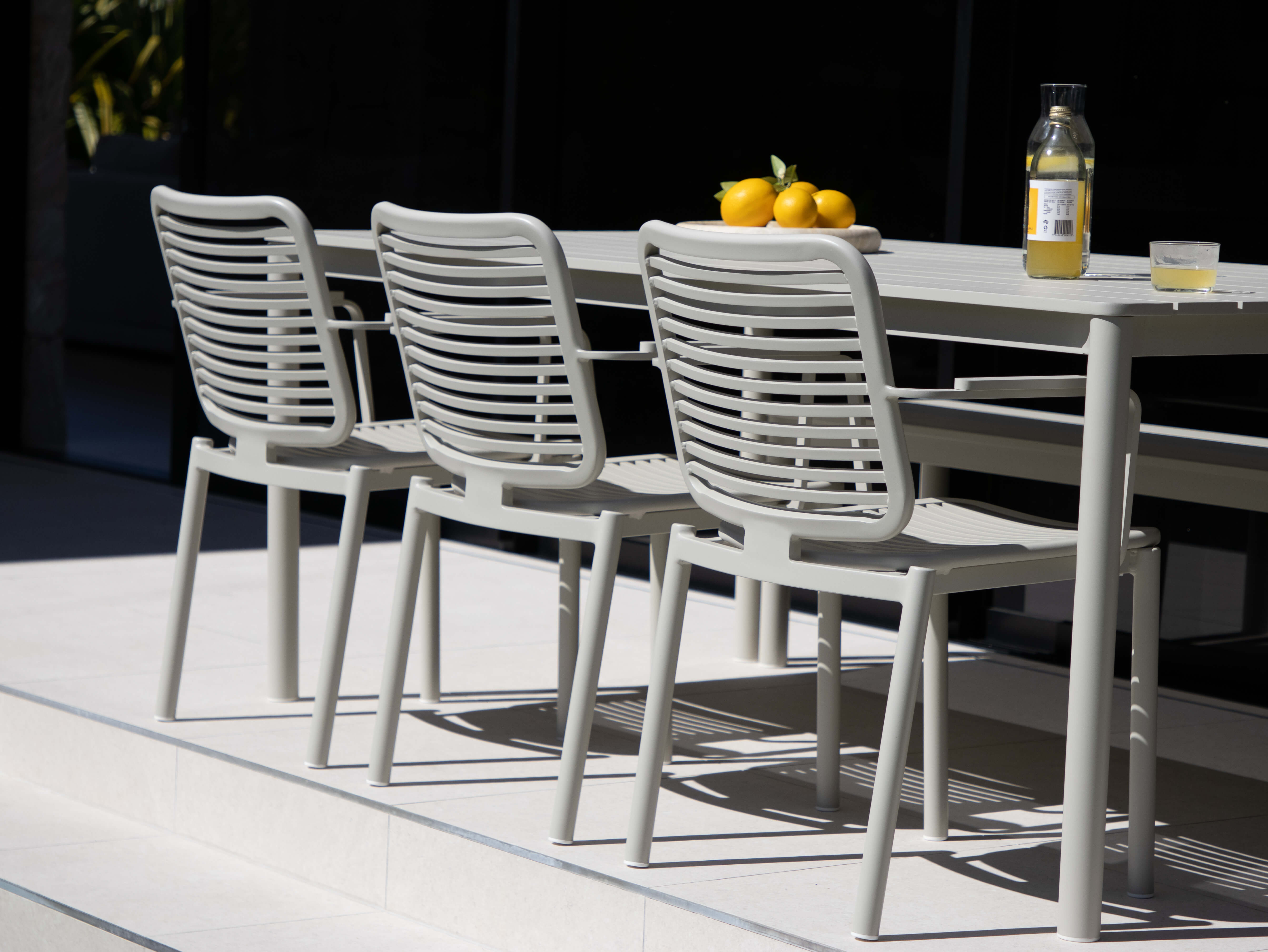 Cove 5pc Dining Setting with Bench Seat and Aluminium Dining Chairs