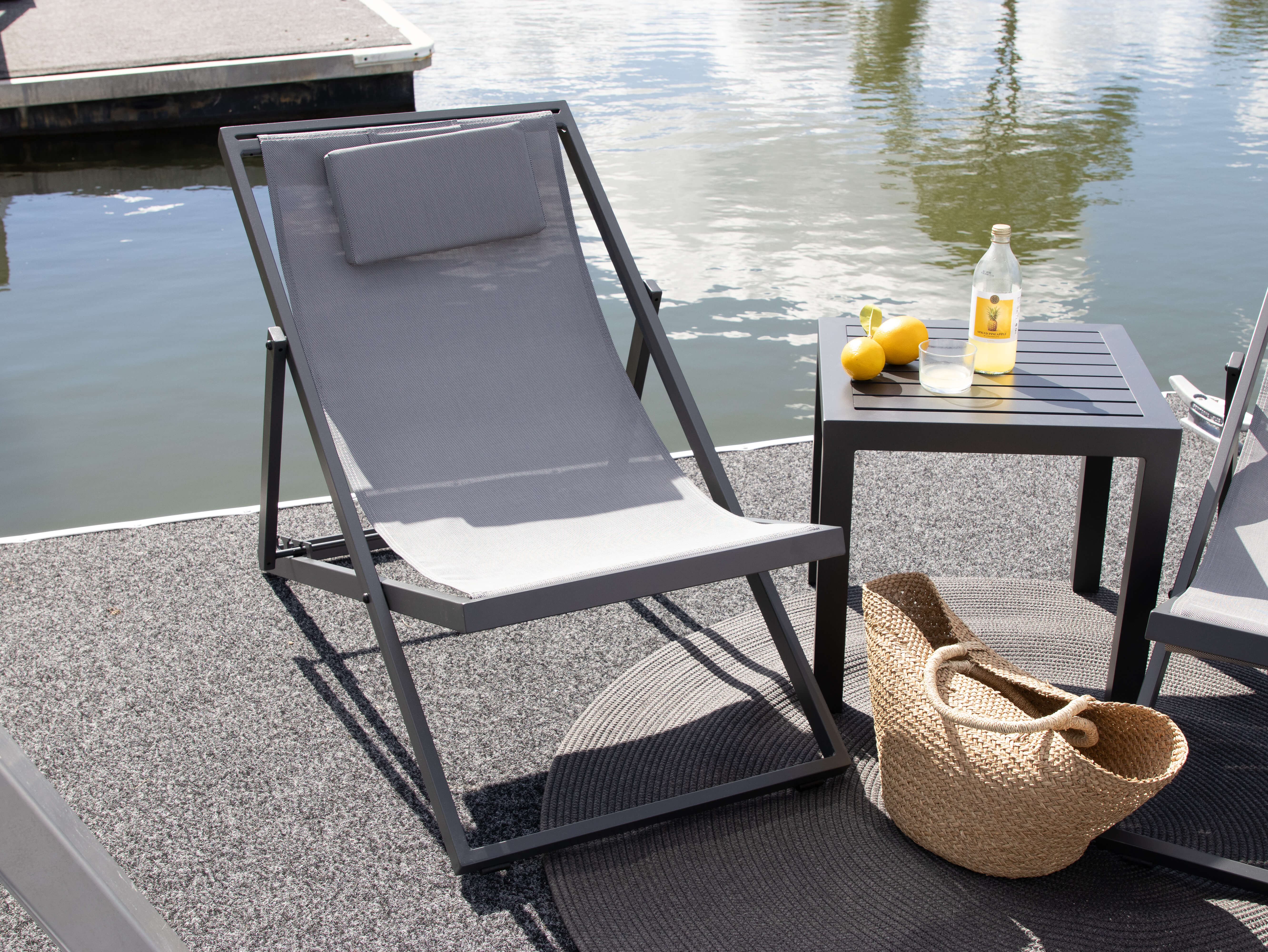 Chill Deck Chair and San Sebastian 3pc Occasional Set in Gunmetal and Charcoal Grey Textilene