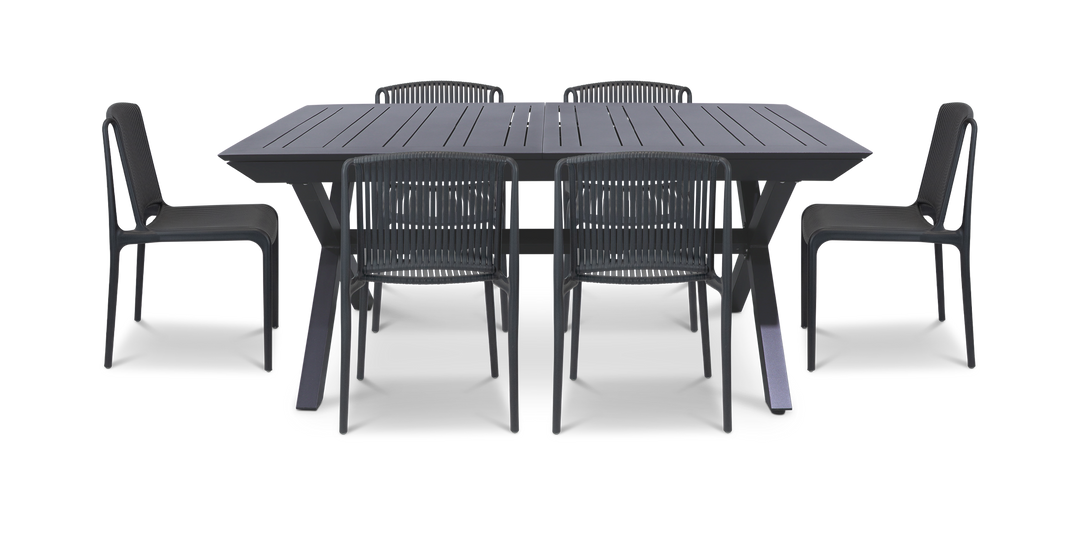 Caribbean Outdoor Extension Table in Gunmetal with UV Plastic Outdoor Chairs (PP)