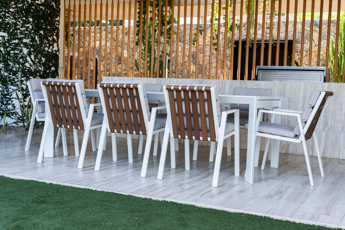aruba outdoor dining setting