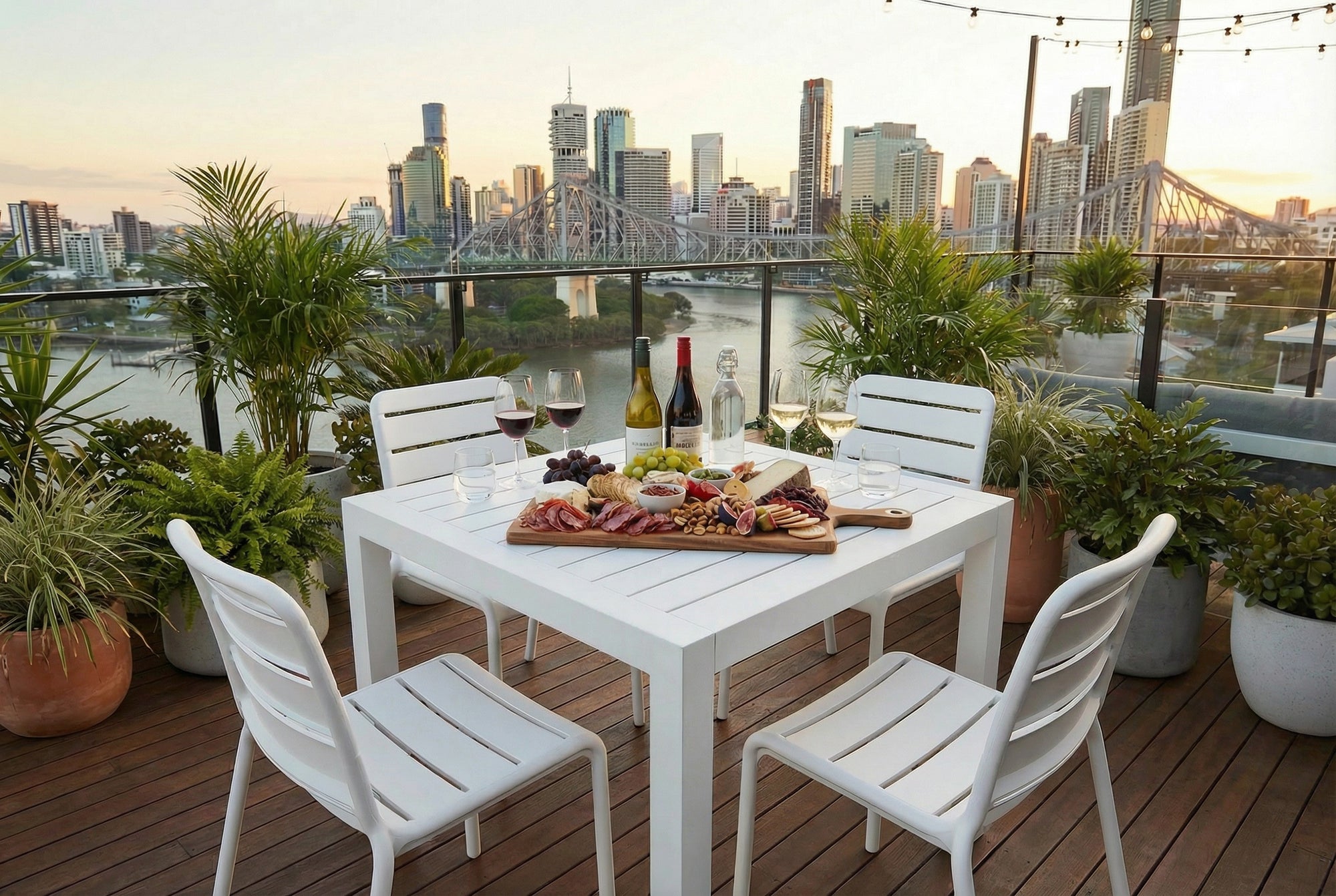 Bahamas Square White Dining Set
