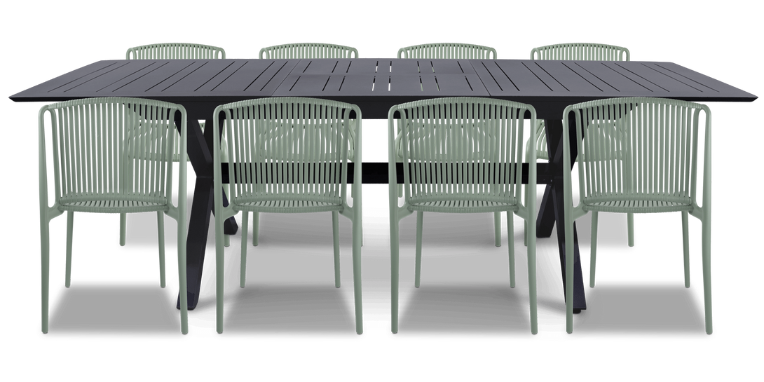 Caribbean Outdoor Extension Table in Gunmetal with UV Plastic Outdoor Chairs (PP)